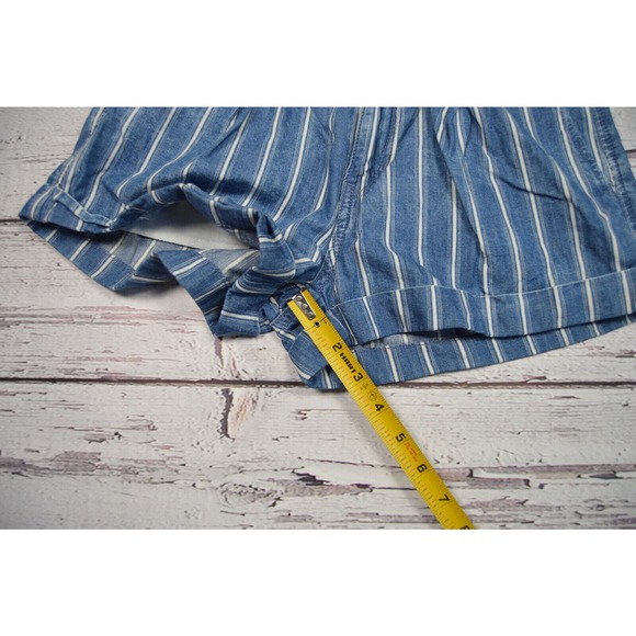 American Eagle Striped Pleated Cuffed Shorts Women Junior Size 0 Pre-Owned - Picture 5 of 11
